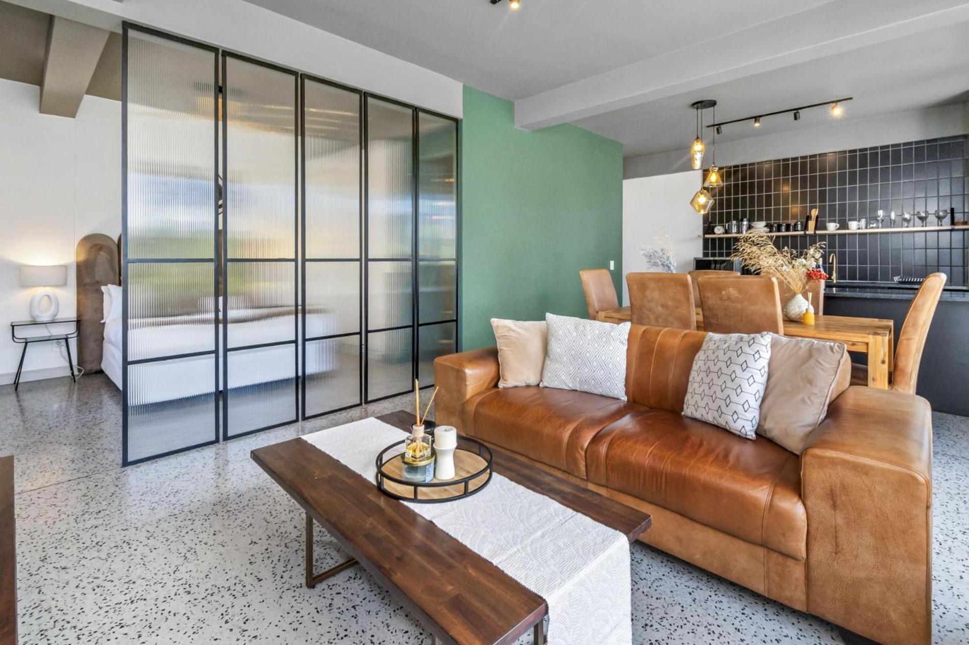 Duke 1 Bedroom With Mountain Views Rooftop Pool Apartment Cape Town